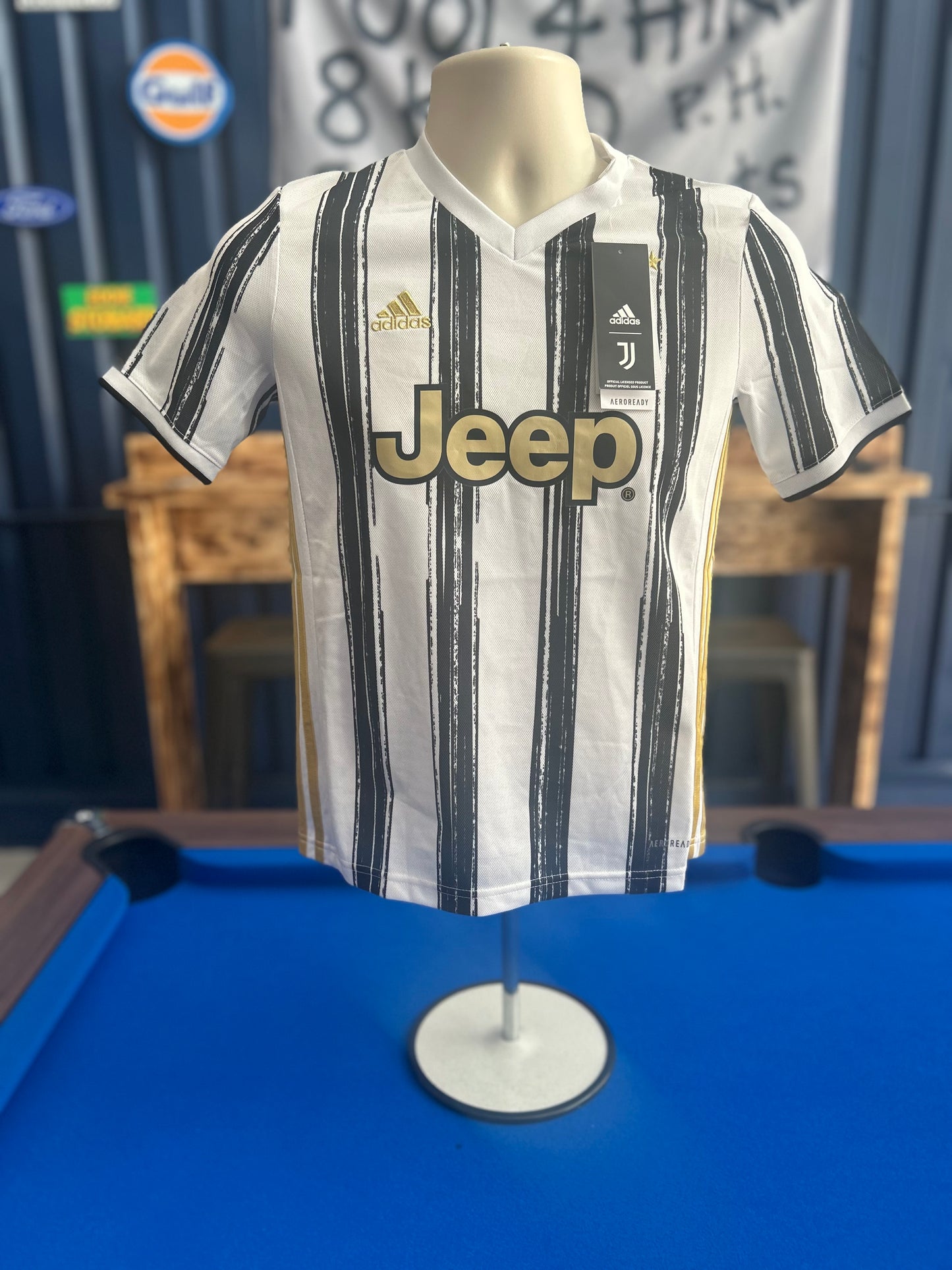 Juventus 2020-21 Home BNWT (L Boys. 11-12 Years)