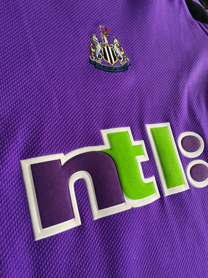 Newcastle United 2001-02 Goalkeeper Shirt (S)