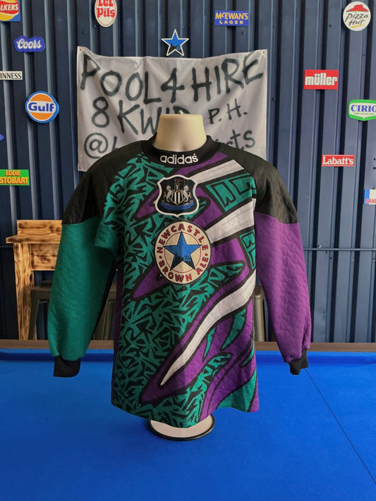 Newcastle United 1995/96 Goalkeeper Shirt (S)