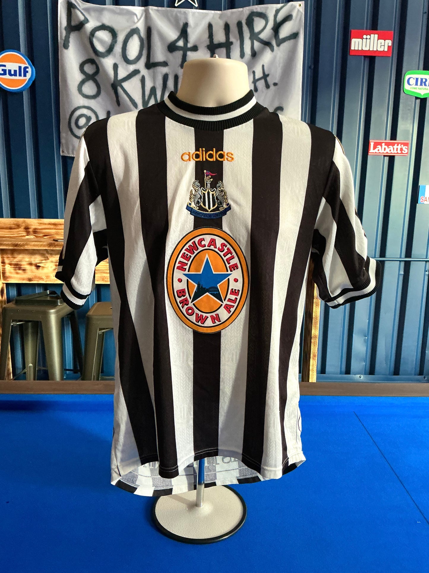 Newcastle United #9 Shearer 1997-99 Home (S)