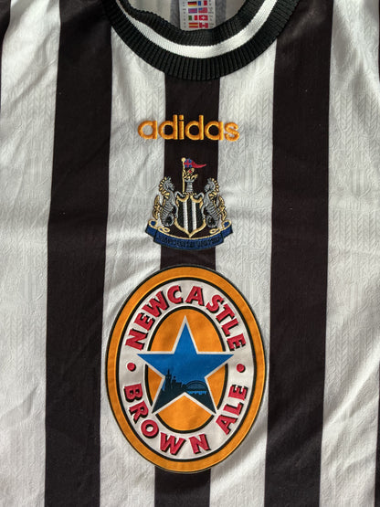 Newcastle United #9 Shearer 1997-99 Home (S)