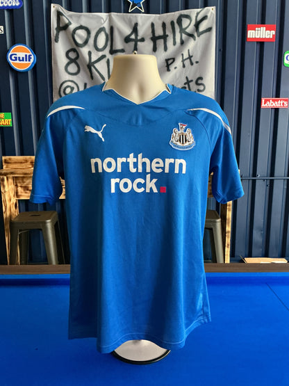 Newcastle United 2010-11 Away (M)