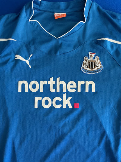 Newcastle United 2010-11 Away (M)