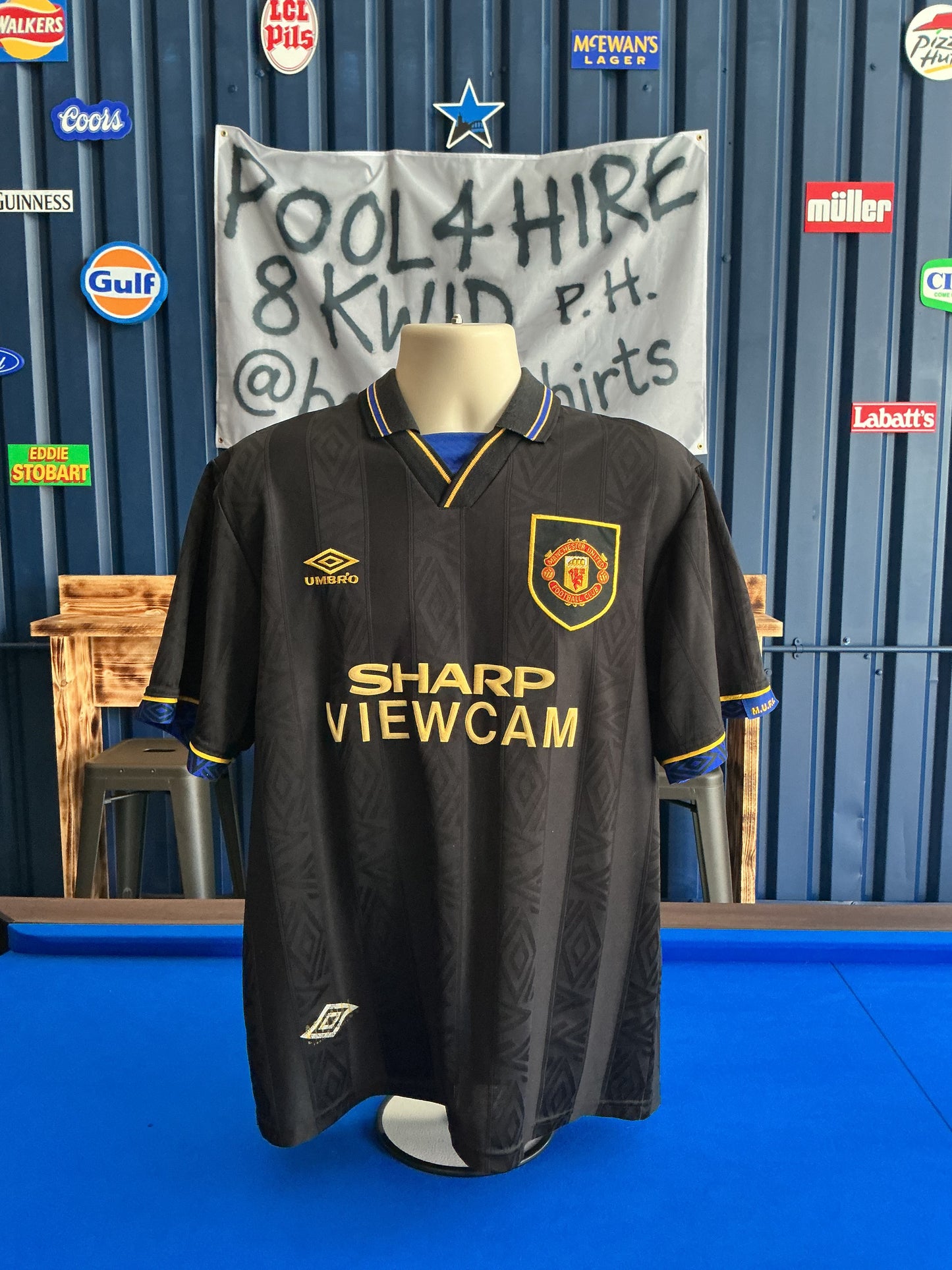 Manchester United 1993-95 Away (L)