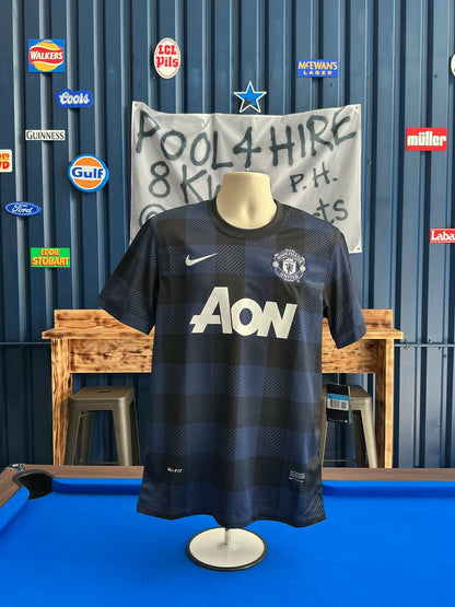 Manchester United 2013-14 Away BNWT (M)