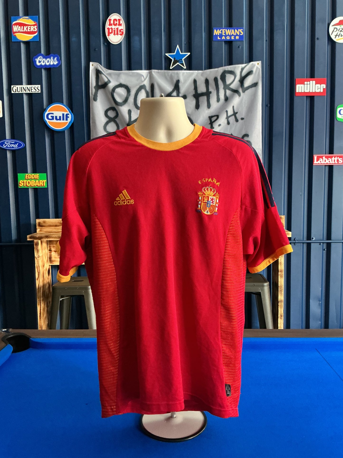 Spain 2002 Home (L)