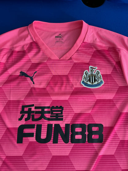 Newcastle United 2020-21 GK Away (L)